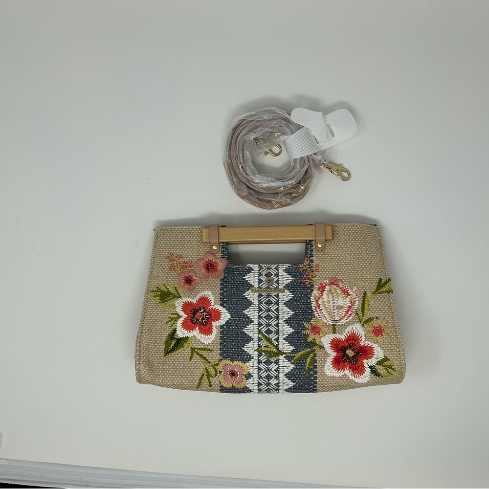 Spartina 449 Fleur de Vigne wooden handle clutch